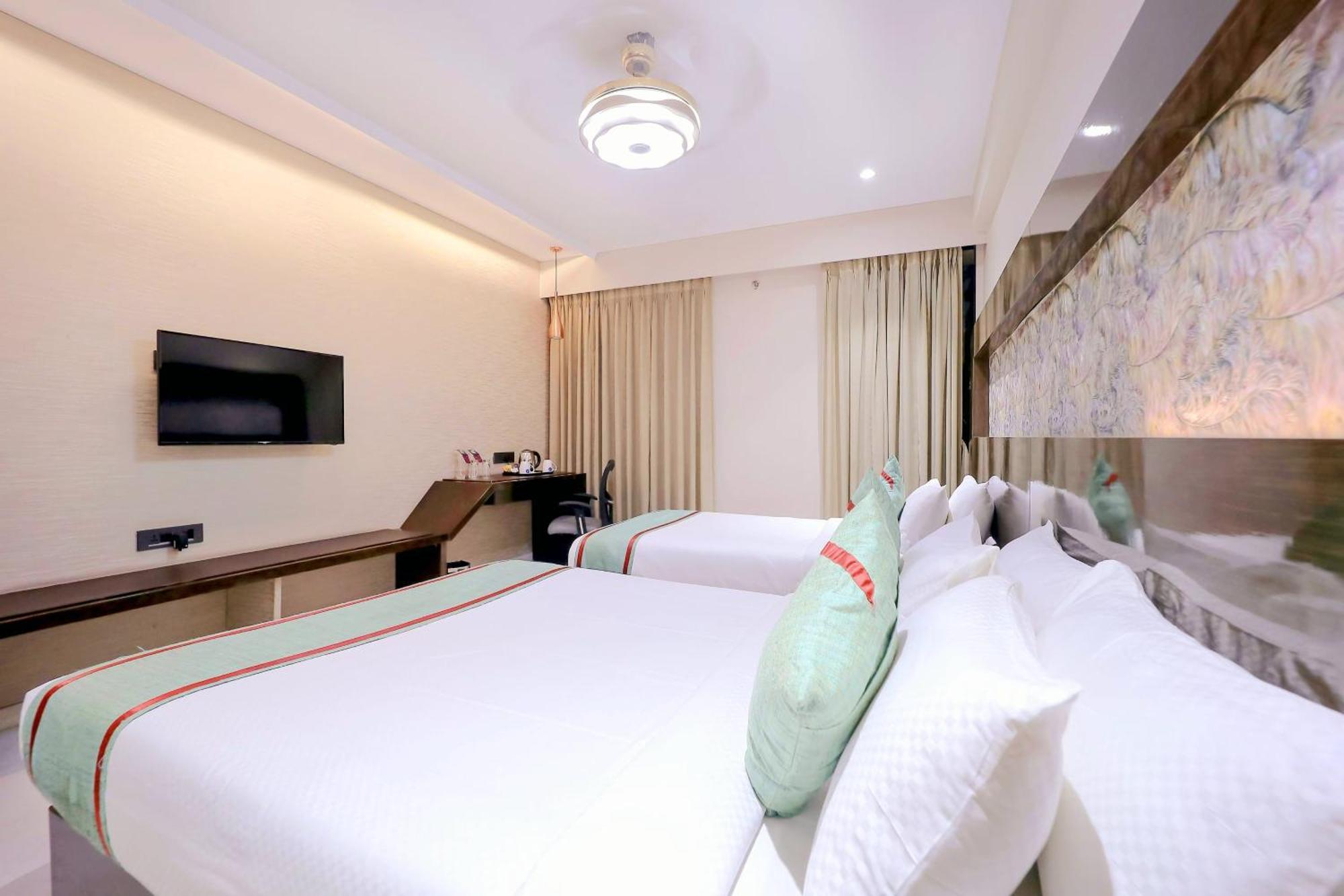 Hotel Ramida Plaza At Delhi Airport نيودلهي المظهر الخارجي الصورة